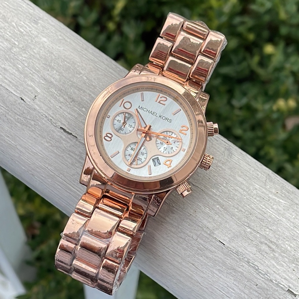Womens Michael Kors Rose Gold Watch